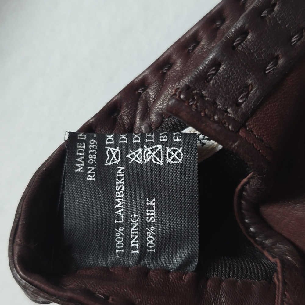 Prada Fig Nappa Gloves Size: 7 Color: Cacao Vintage & Authentic - Picture 9 of 16